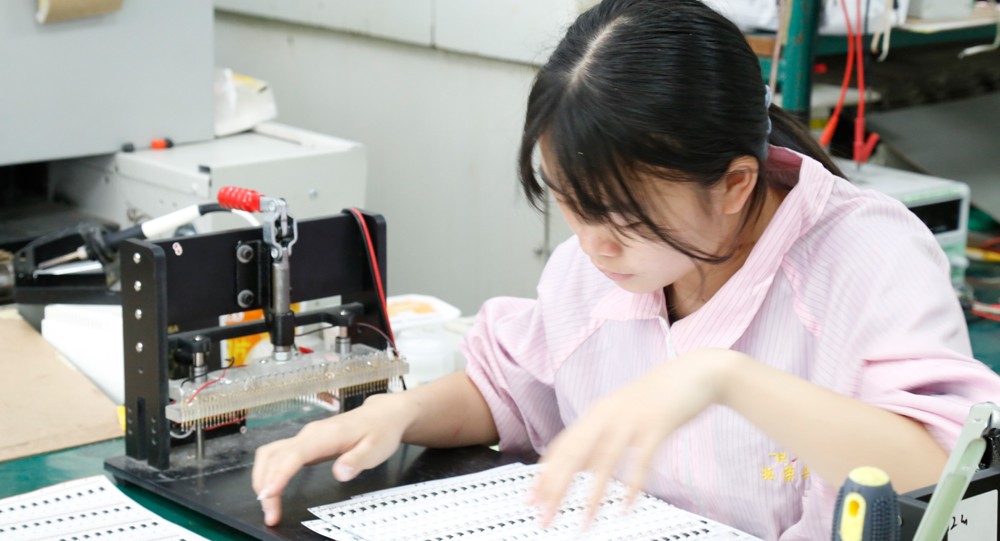 如何對(duì)電路板進(jìn)行檢查