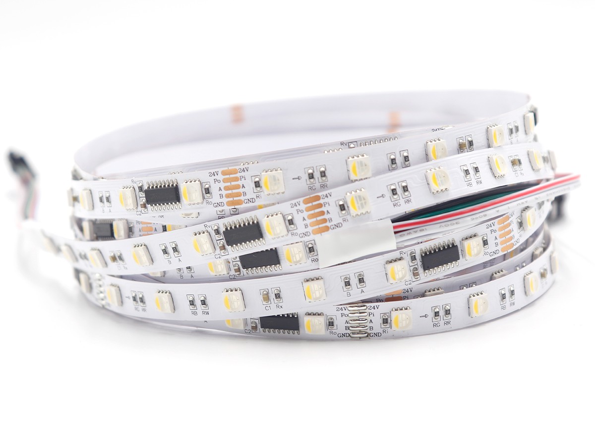 TM512AC 5050RGBW 8段48燈 24V