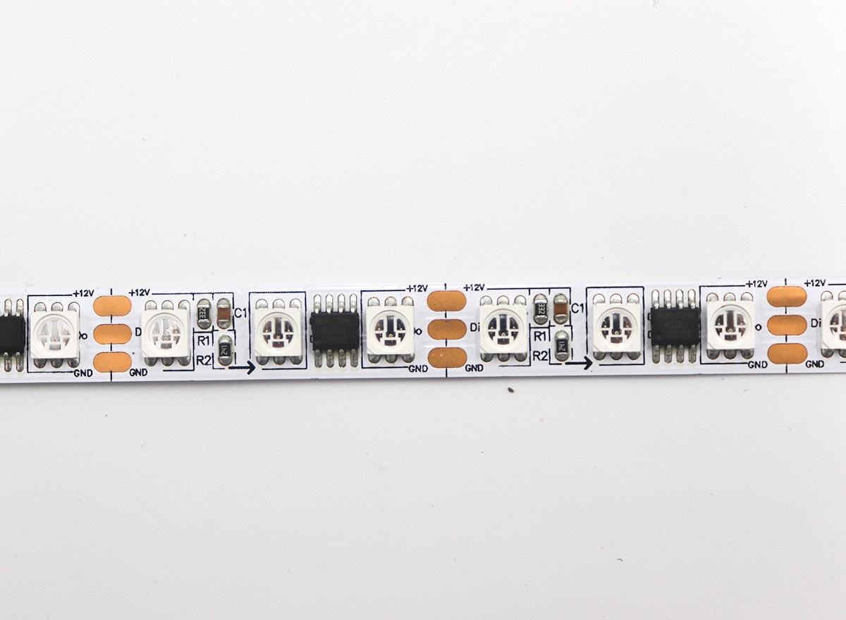 UCS1903B 5050RGB 28段84燈 12V