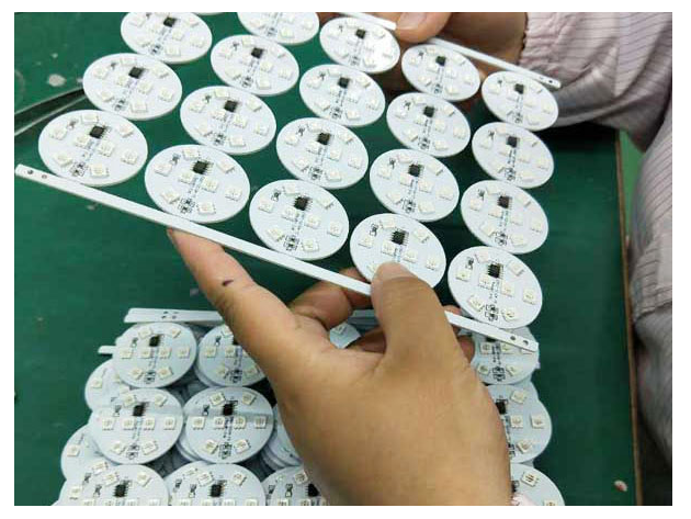 SMT車(chē)間溫濕度要求及管理辦法(圖1)